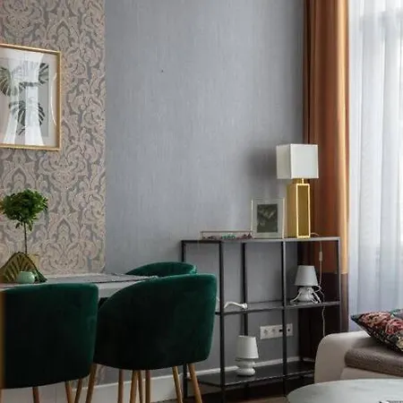 Chic, Captivating Space * Budapest