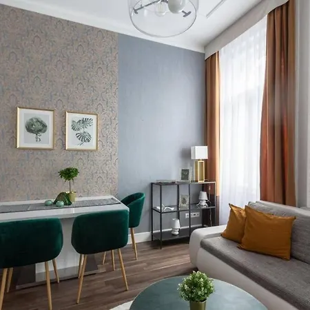 Chic, Captivating Space * Budapest